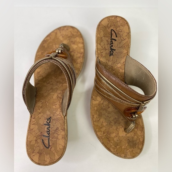Clark’s Women’s Cork Wedge Sandals - Picture 7 of 8